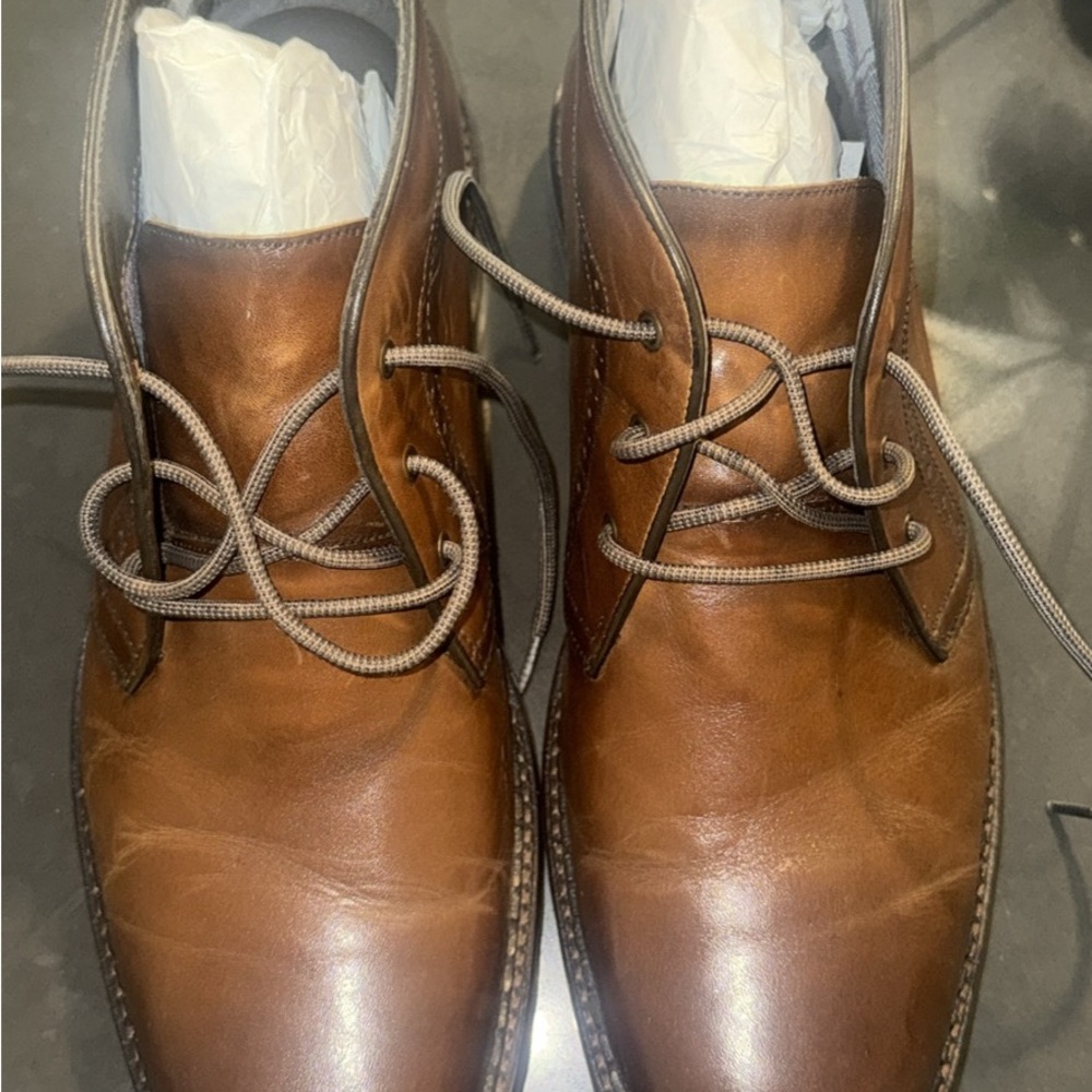 Johnston & Murphy Brown Leather Chukka Boots
